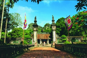 Dinh Tien Hoang temple ( Ninh Binh province )