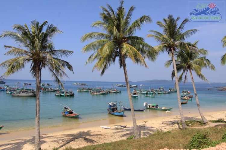 Phu Quoc becomes international eco-tourism and resort centre