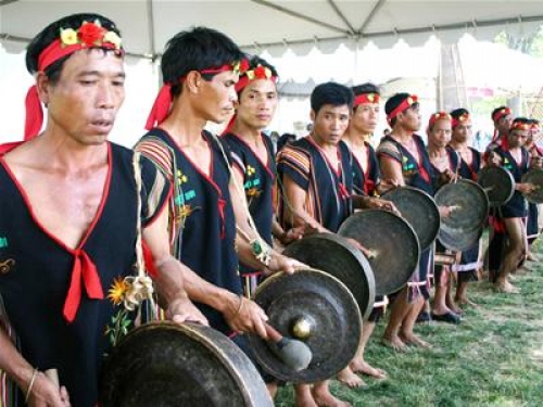 The Bahnar Ethnic Group - The ethnic minority of the unique folk songs, traditional musical instruments