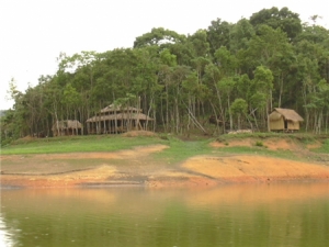 Travel to Pa Khoang Reservoir in Dien Bien