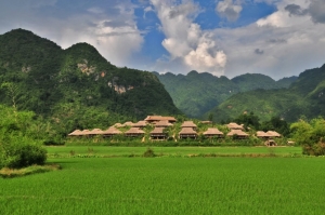Hoa Binh seeks to boost tourism by 2020