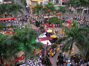 Nguyen Trung Truc Temple Festival