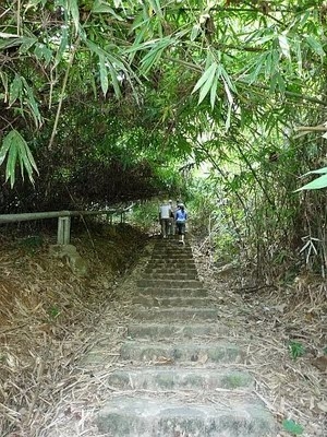 Ba Ra Mountain- A Beautiful Spot in Binh Phuoc