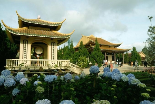 Visiting Dalat Truc Lam Zen Monastery in Vietnam Tourism