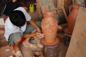 Phu Lang, a traditional pottery village
