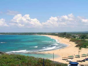 Cua Lo Beach-Nghe An Lures Tourists in Vietnam Travel